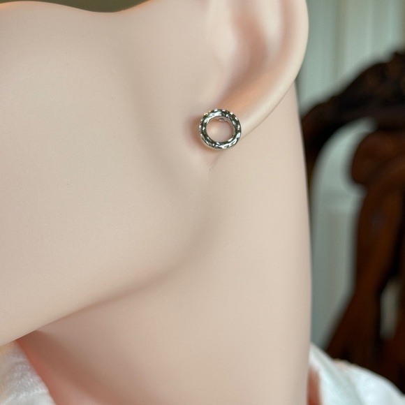 Anthropologie Jewelry - Modern Style Twisted Silver Earrings